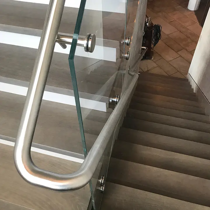 Railing 10