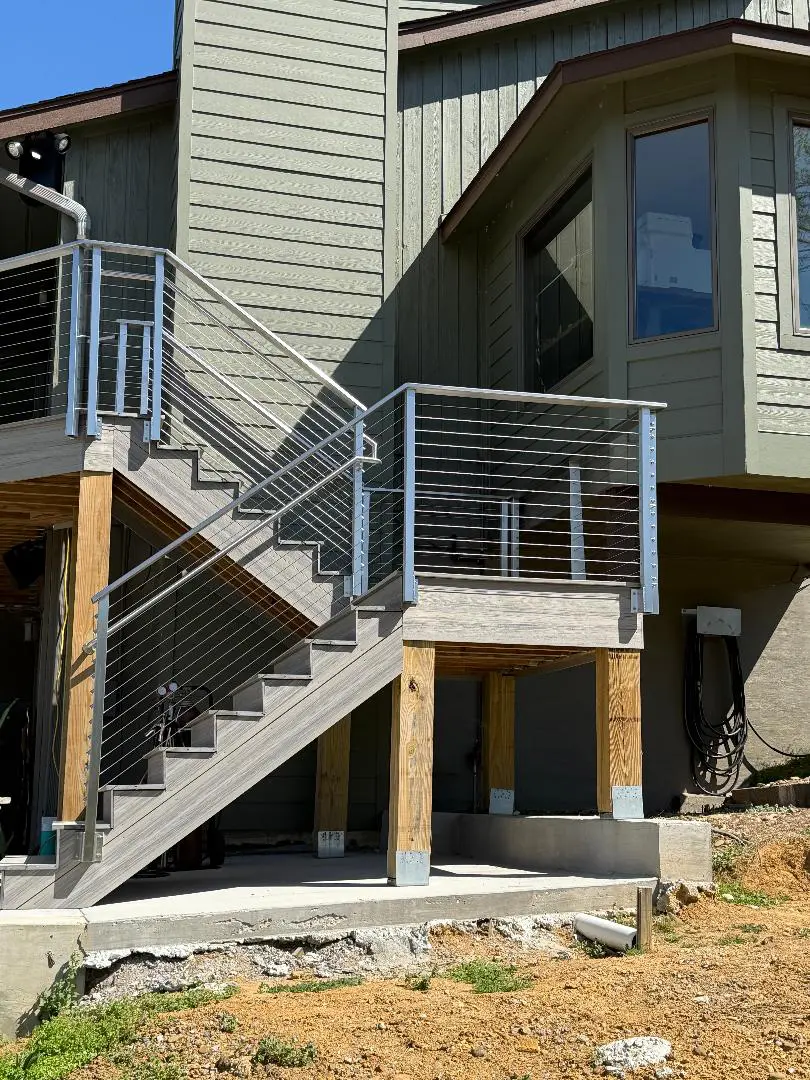 Railing 3