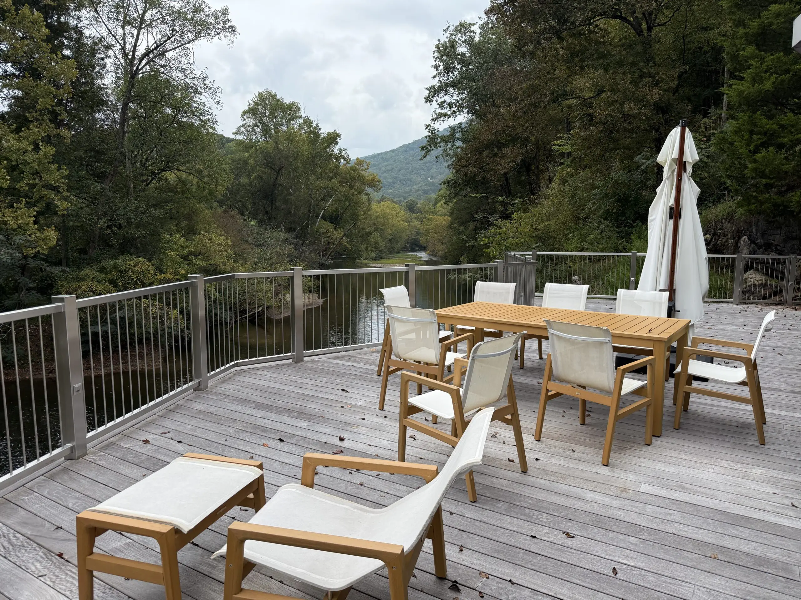 Railing 8